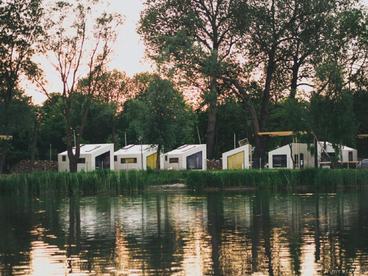 Herbals - Tree&Lake Houses With Bath, Sauna, Bikes, Motorboat Мельно Экстерьер фото